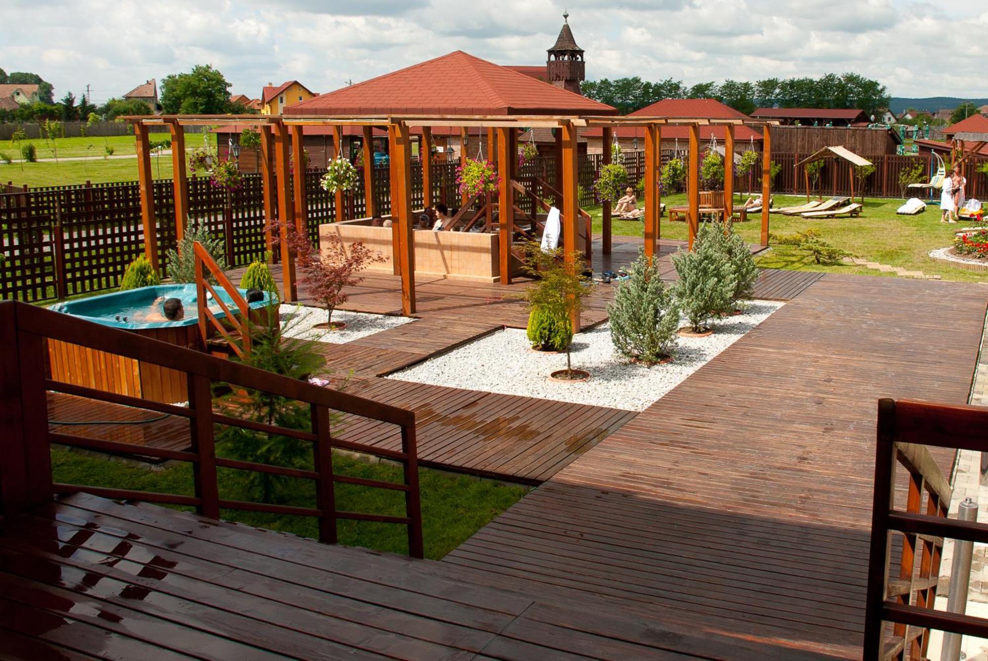 Apollo Wellness Club Hotel Sângeorgiu de Mureş Exterior foto