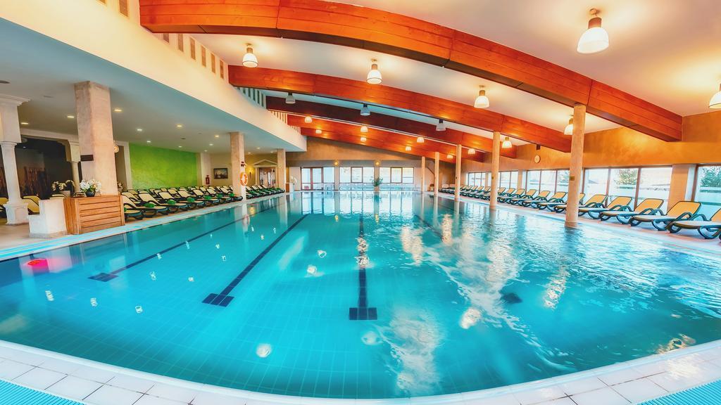 Apollo Wellness Club Hotel Sângeorgiu de Mureş Exterior foto
